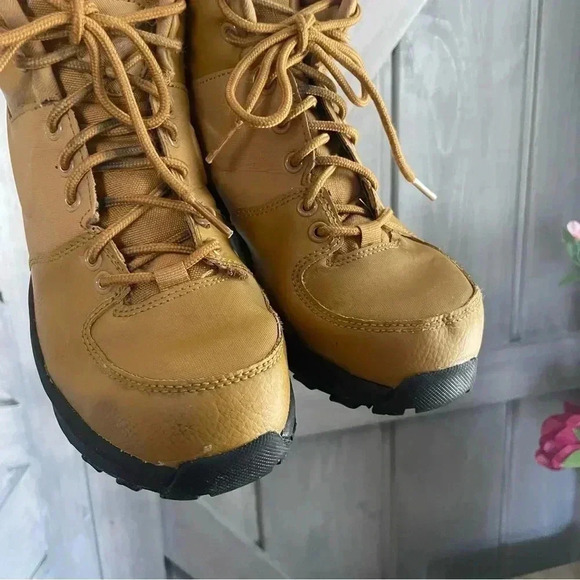 Nike Manoa LTR Big Kids' Boots Tackle Cold Wet Weather Size 4.5 Youth - Picture 14 of 17